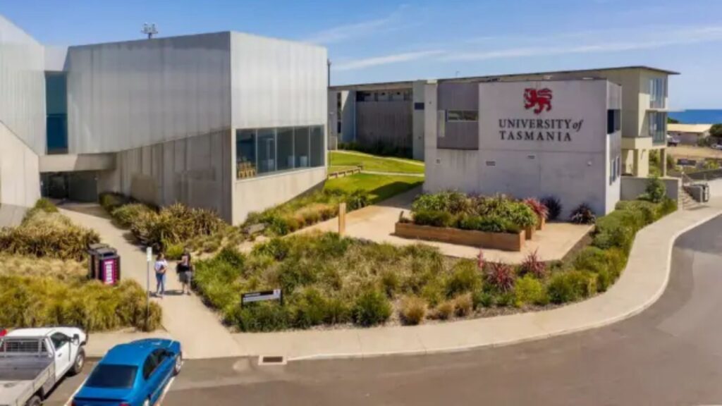University of Tasmania Australian Government Scholarship 2027 (Fully Funded)